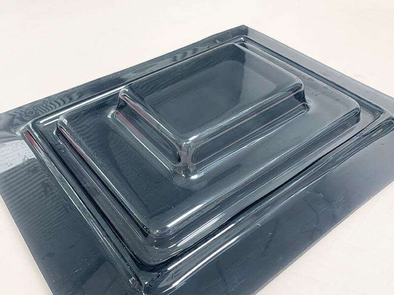 Thermoforming plastic